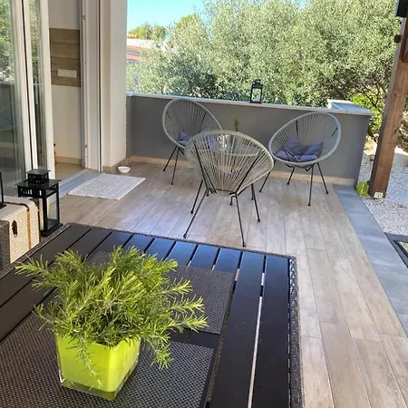 Apartment Sanja Ii *